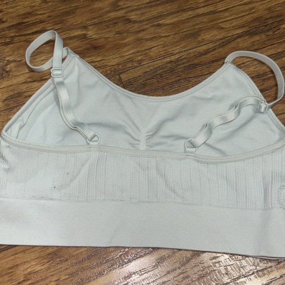 Auden Bralette - Picture 2 of 3